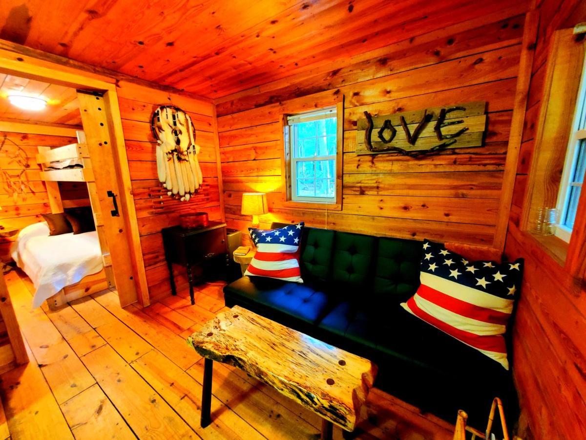Lil' Log At Hearthstone Cabins And Camping - Pet Friendly Helen Exterior photo